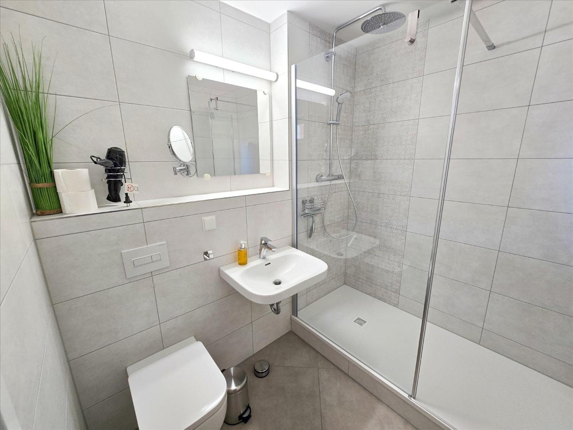 Feriendorf Rugana - Komfort Appartement Mit 1 Schlafzimmer Und Terrasse B47 Dranske Eksteriør billede
